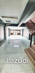 Commercial building for sale/rent in Bangna