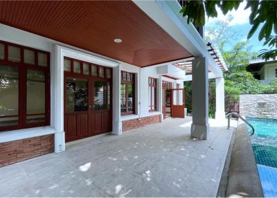 House 4-Bedroom with private pool Easy Access to Ekkamai BTS - Perfect for Families! - 920071058-284