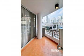 Pet-Friendly 2-Bedroom Apartment  Prime Sukhumvit 31 Location near Shopping & Healthcare