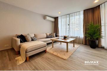 Pet-Friendly 2-Bedroom Apartment  Prime Sukhumvit 31 Location near Shopping & Healthcare