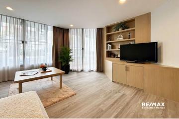 Pet-Friendly 2-Bedroom Apartment  Prime Sukhumvit 31 Location near Shopping & Healthcare