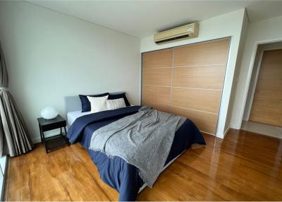 Pet-Friendly 3-Bedroom Condo near BTS Ekkamai | Prime Sukhumvit Location - 920071001-12512