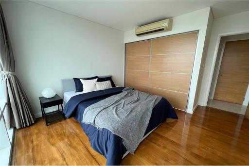 Pet-Friendly 3-Bedroom Condo near BTS Ekkamai  Prime Sukhumvit Location