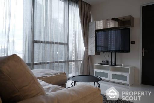 1-BR Condo at The Bangkok Sathorn near BTS Surasak