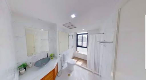 2 bed Condo in Kiarti Thanee City Mansion Khlong Toei Nuea Sub District C020748