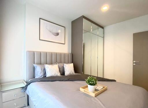 Condo for Rent at Life Asoke Hype