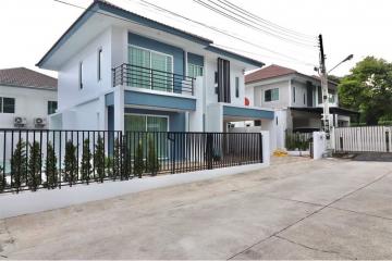 223 Sqm., 3 Beds, 2 Baths House listed for ฿ 6,490,000.