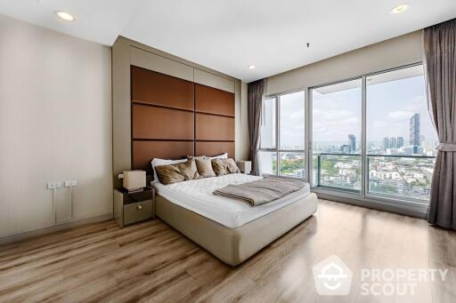 3-BR Condo at Centric Sathorn-St. Louis near BTS Saint Louis