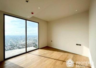 3-BR Condo at Magnolias Waterfront Residences near BTS Saphan Taksin