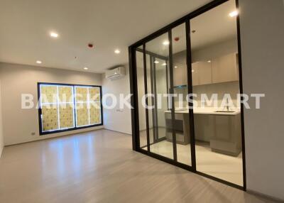 Condo at Life Sukhumvit 62 for sale