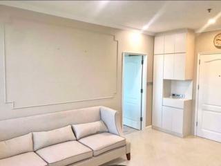 2 bed Condo in Sathorn House Silom Sub District C09974