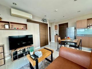 Condo for rent, The Sky Sriracha, beautiful, luxurious room, sea view, mountain view.