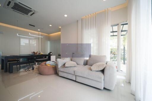 House for Rent, Sale w/Tenant at Grand Bangkok Boulevard Rama 9 - Srinakarin