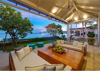 Luxurious Villa For Sale In Koh Samui 9 Bedrooms