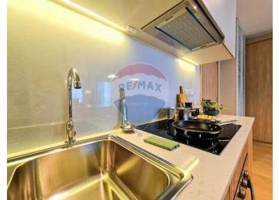 74 Sqm., 1 Bed, 1 Bath Condo listed for ฿ 4,100,000.