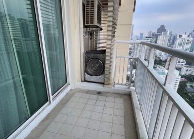 1 bed Condo in The Empire Place Yan Nawa Sub District C020756