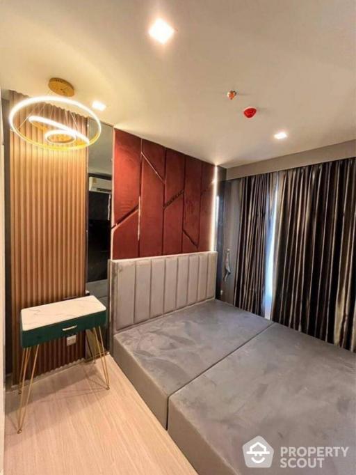 1-BR Condo at Life Asoke Hype near ARL Makkasan