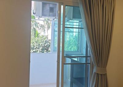 1 Bedroom condo for rent Near Suan dok Hospital