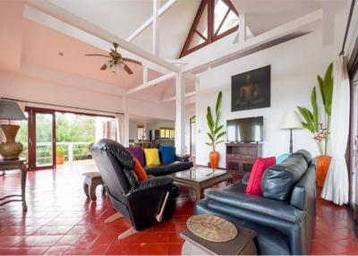 Sunset view with 7 bedrooms for sale in Ang Thong