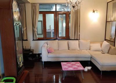 For Rent Bangkok Single House Rama 6 BTS Sanam Pao Phaya Thai