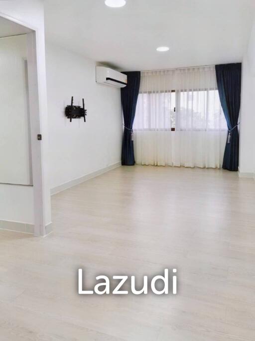 1 Bed 1 Bath 50 SQ.M Thonglor Tower