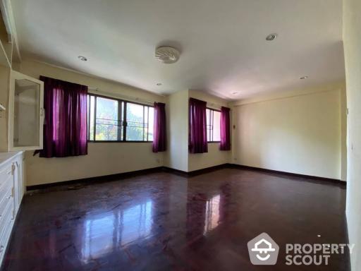 4-BR Townhouse at Townhouse Sukhumvit Soi 38 near BTS Ekkamai