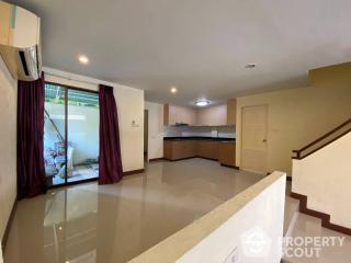 4-BR Townhouse at Townhouse Sukhumvit Soi 38 near BTS Ekkamai