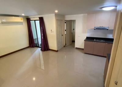 4-BR Townhouse at Townhouse Sukhumvit Soi 38 near BTS Ekkamai