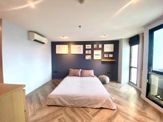 2 bed Duplex in Sukhumvit Suite Khlong Toei Nuea Sub District D020759