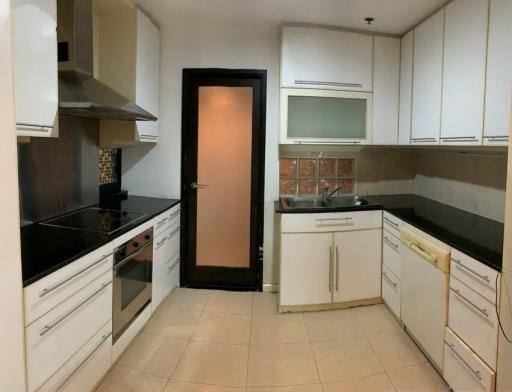 Kiarti Thanee City Mansion  3 Bedroom Duplex For Rent in Phrom Phong