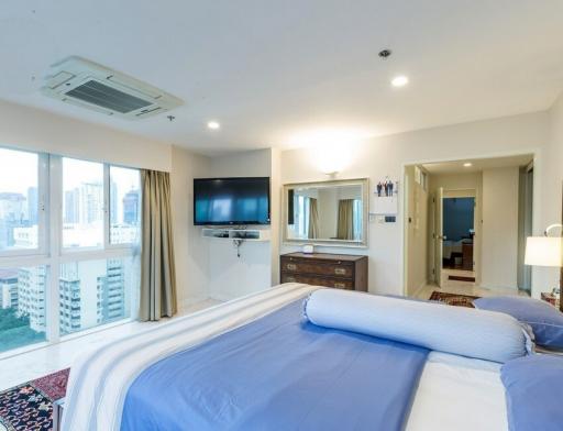 Kiarti Thanee City Mansion  Beautiful 3 Bedroom Condo For Sale in Phrom Phong