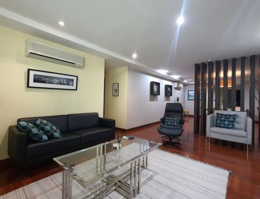 Urbana Sukhumvit  2 Bedroom Condo For Sale in Nana