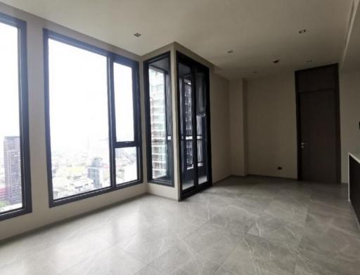 Hyde Heritage  2 Bedroom Condo in Thonglor