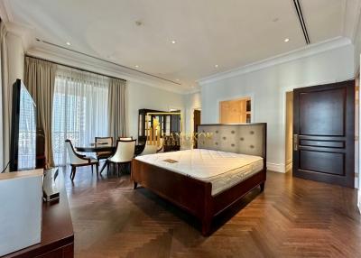 98 Wireless  2 Bedroom Luxury Condo in Phloen Chit