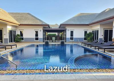 12 Beds 8 Baths 720 SQ.M. Pool Villas Pattaya Park