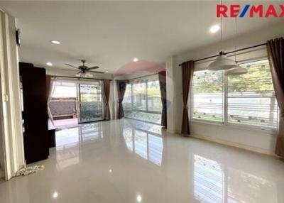 182 Sqm., 3 Beds House listed for ฿ 4,990,000.