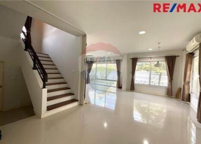 182 Sqm., 3 Beds House listed for ฿ 4,990,000.