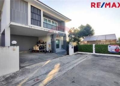 180 Sqm., 3 Beds Townhouse listed for ฿ 3,890,000.