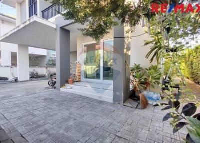 180 Sqm., 3 Beds Townhouse listed for ฿ 3,890,000.