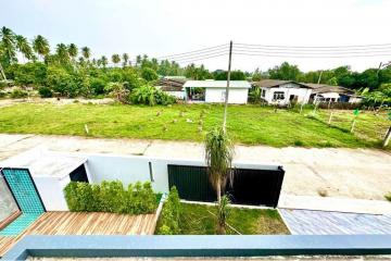 2-Storey Detached Pool Villa Modern Style