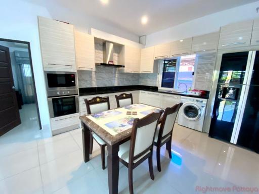 3 Bed House For Sale In Ban Amphur - Baan Dusit Pattaya Park