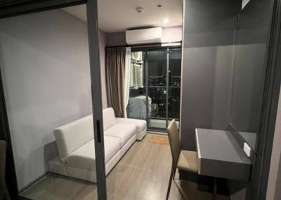 1-BR Condo at Ideo Phaholyothin Chatuchak near BTS Saphan Khwai