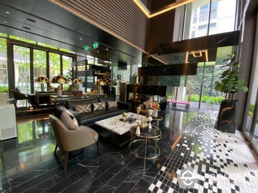 1-BR Condo at 28 Chidlom near BTS Chit Lom