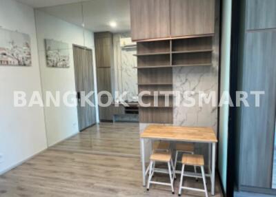 Condo at KnightsBridge Prime Ratchayothin for sale