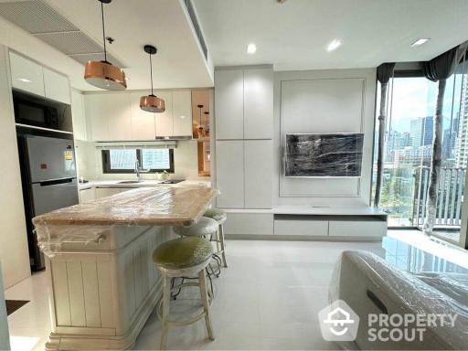 1-BR Condo at Nara 9 Sathorn-Narathiwas near BTS Saint Louis