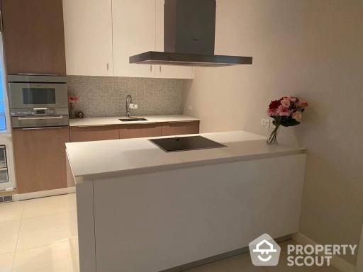 2-BR Condo at 185 Rajadamri near BTS Ratchadamri