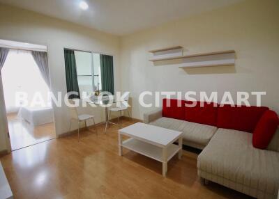 Condo at Life@Phahon - Ari for rent