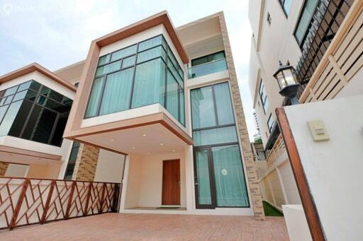 House for Sale at BUONA Residence