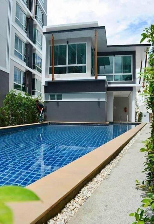 Condo for Rent at One Plus Klong Chon 2