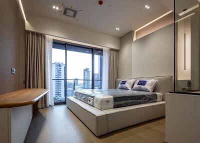 Condo for Rent at The Strand Thonglor